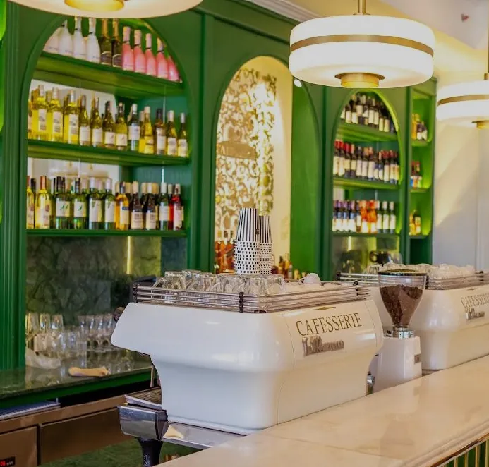 Cafesserie dining room